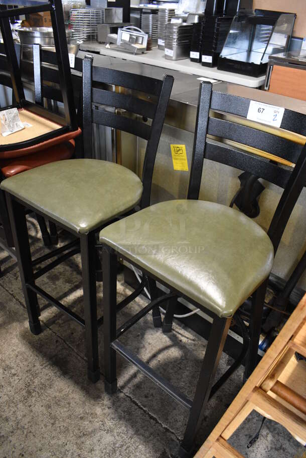 2 Black Metal Bar Height Chairs w/ Green Seat Cushions. 18x18x44. 2 Times Your Bid! - Image 4 of 4