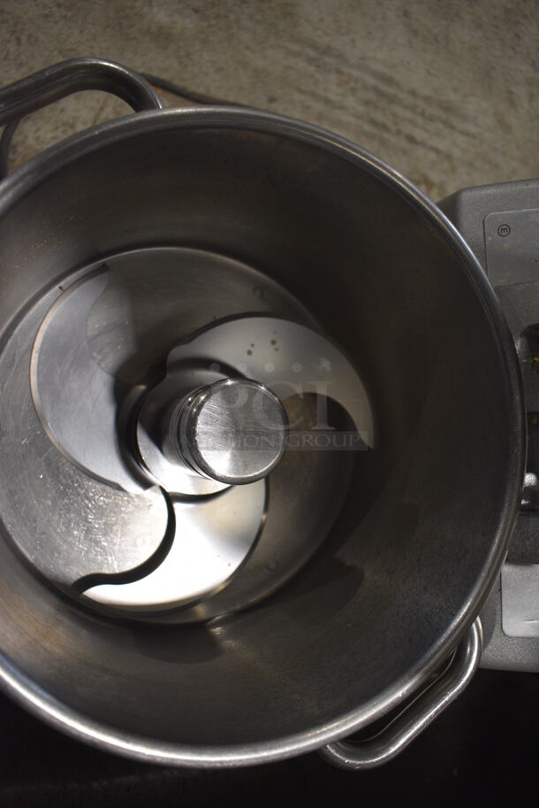 Robot Coupe R10 Metal Commercial Countertop Food Processor w/ Blade on Dolly. 208-230 Volts, 1 Phase. 15x26x32 - Image 4 of 8