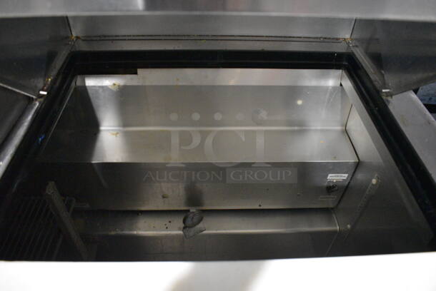 2015 True TSSU-60-24M-B-ST Stainless Steel Commercial Sandwich Salad Prep Table Bain Marie Mega Top on Commercial Casters. 115 Volts, 1 Phase. 60x34x45. Tested and Working! - Image 5 of 10