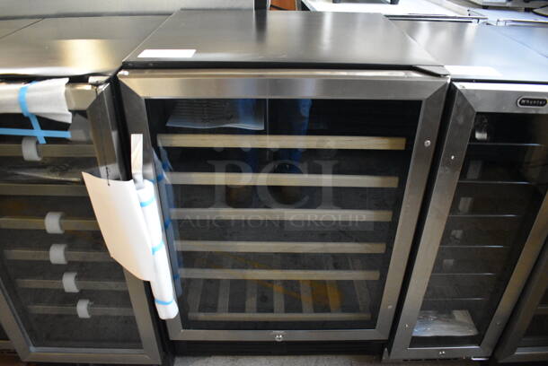 BRAND NEW SCRATCH AND DENT! Avanti WCR506SS Metal Commercial Wine Chiller Merchandiser. 115 Volts, 1 Phase. 23.5x24x35. Tested and Working! - Image 2 of 7