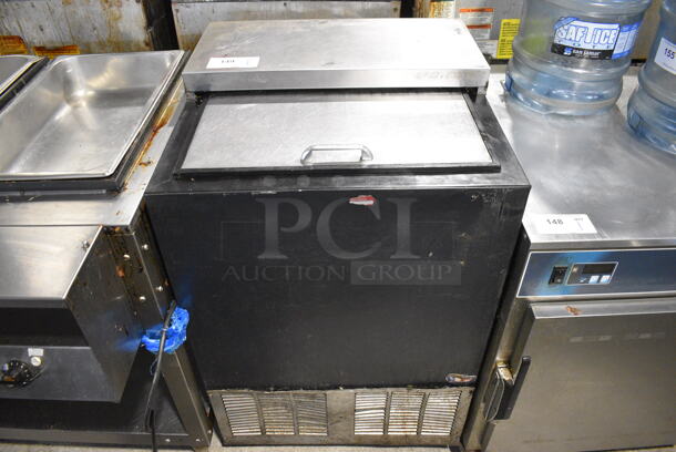 Perlick BC24 Stainless Steel Commercial Back Bar Cooler w/ Sliding Lid on Commercial Casters. 115 Volts, 1 Phase. 24x24x37. Tested and Working! - Image 2 of 7