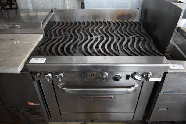 Southbend Stainless Steel Commercial Natural Gas Powered 6 Burner Range w/ Oven. 36.5x34x42