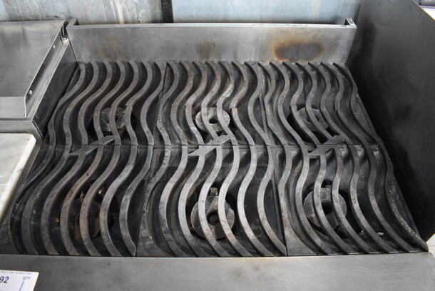 Southbend Stainless Steel Commercial Natural Gas Powered 6 Burner Range w/ Oven. 36.5x34x42 - Image 2 of 6