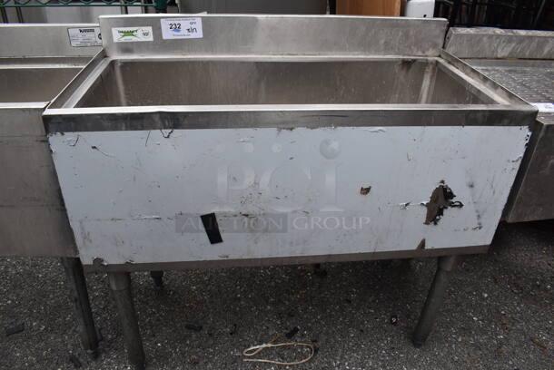 Regency Stainless Steel Commercial Ice Bin. 36x18x33