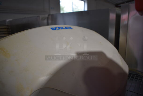 Ecolab Poly Bug Zapper. 24.5x11x9 - Image 3 of 4