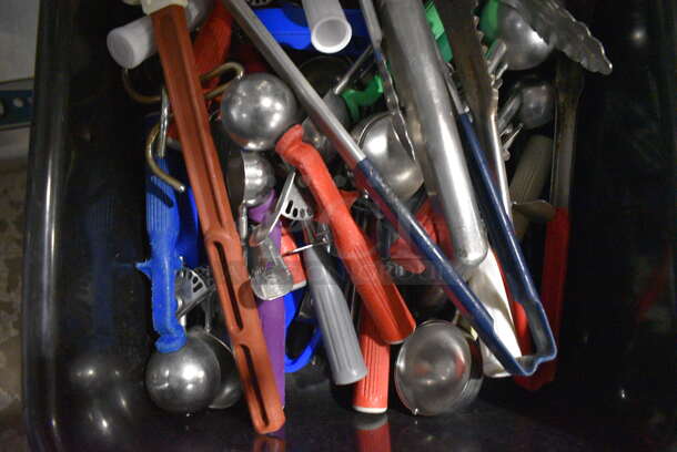 ALL ONE MONEY! Lot of Various Utensils Including Scoopers and Tongs in Poly Bus Bin - Image 4 of 4