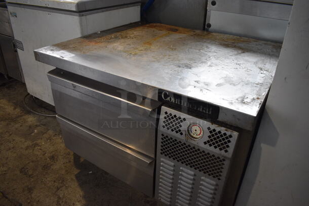 Continental Stainless Steel Commercial 2 Drawer Chef Base on Commercial Casters. 115 Volts, 1 Phase. 39x35x26. Tested and Powers On But Temps at 45 Degrees - Image 2 of 5