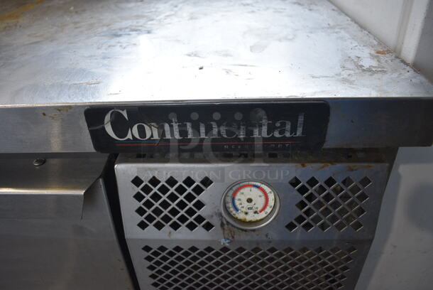 Continental Stainless Steel Commercial 2 Drawer Chef Base on Commercial Casters. 115 Volts, 1 Phase. 39x35x26. Tested and Powers On But Temps at 45 Degrees - Image 5 of 5