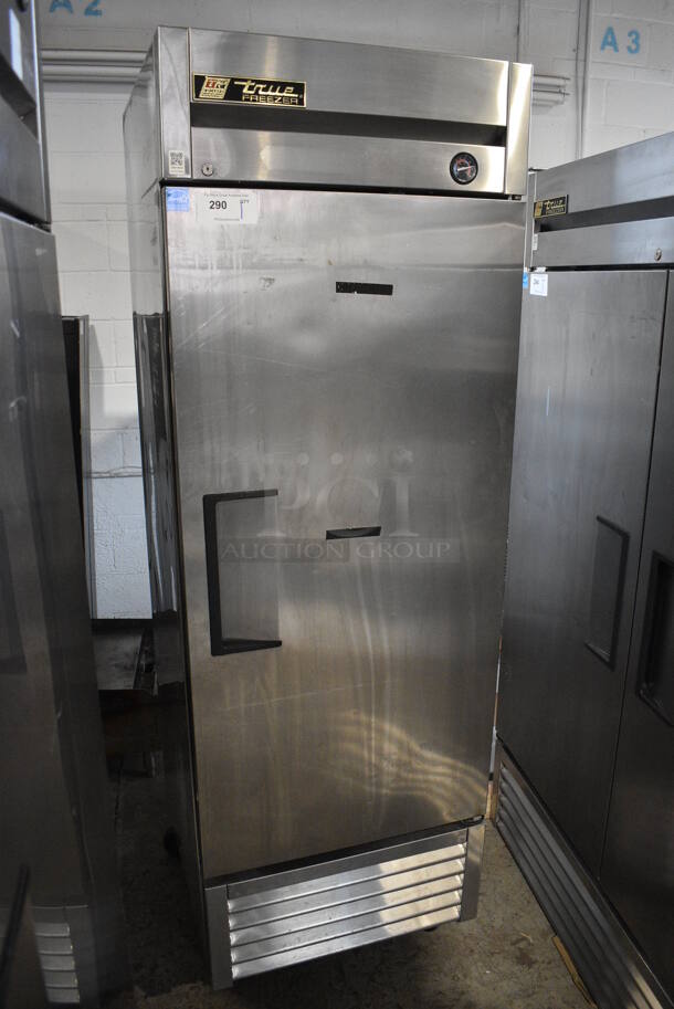 2013 True T-23F ENERGY STAR Stainless Steel Commercial Single Door Reach In Freezer w/ Poly Coated Racks on Commercial Casters. 115 Volts, 1 Phase. 27x30x83. Tested and Working! - Image 2 of 6