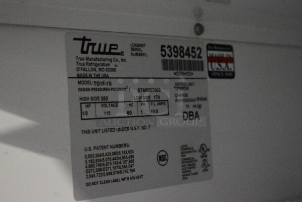 2010 True TG1F-1S Stainless Steel Commercial Single Door Reach In Freezer w/ Poly Coated Racks on Commercial Casters. 115 Volts, 1 Phase. 28x35x83. Tested and Working! - Image 4 of 6