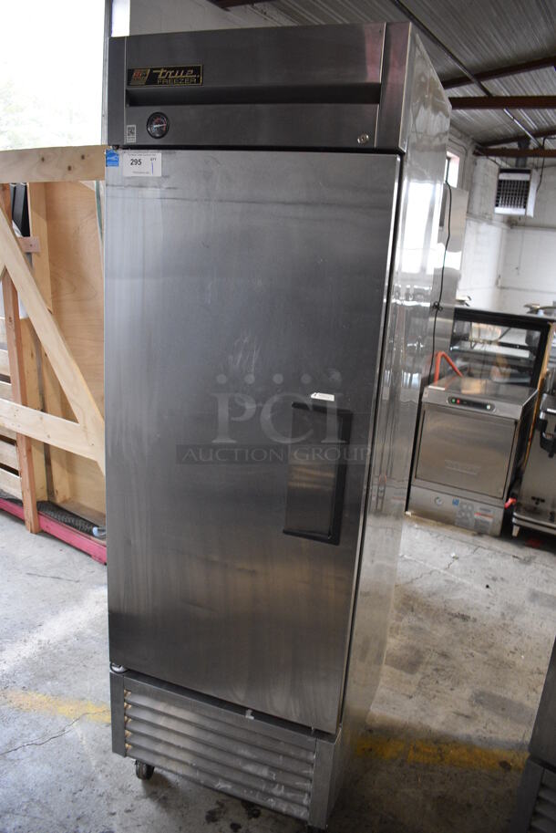 2013 True T-23F ENERGY STAR Stainless Steel Commercial Single Door Reach In Freezer w/ Poly Coated Racks on Commercial Casters. 115 Volts, 1 Phase. 27x30x83. Tested and Working! - Image 2 of 6