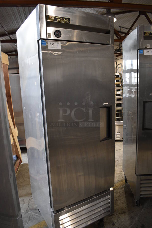 2013 True T-23F ENERGY STAR Stainless Steel Commercial Single Door Reach In Freezer w/ Poly Coated Racks on Commercial Casters. 115 Volts, 1 Phase. 27x30x83. Tested and Working! - Image 5 of 6