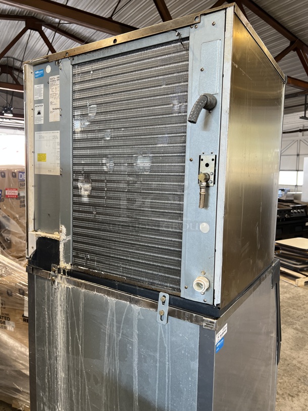 Scotsman C0830SA-32D Stainless Steel Commercial Ice Machine Head on Scotsman B530S Stainless Steel Commercial Ice Machine Bin. 208/230 Volts, 1 Phase. 31x34x79 - Image 7 of 7