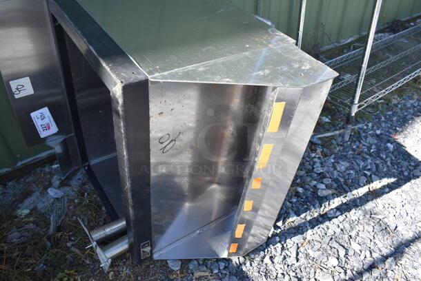 Perlick Stainless Steel Commercial Ice Bin w/ Speedwell. 2 Legs Need To Be Reattached. 24x24x38 - Image 5 of 7