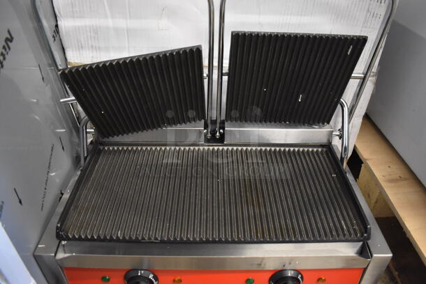 BRAND NEW SCRATCH AND DENT! Avantco 177P84 Stainless Steel Commercial Countertop Electric Powered Double Panini Grill with Grooved Plates. 120 Volts, 1 Phase. 23x16x10. Tested and Working! - Image 5 of 9