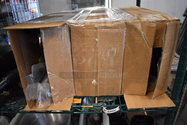 BRAND NEW! Oreck CC1600 Ultimate Handheld Bagged Canister Vacuum. Stock Picture Used For Gallery Picture. 120 Volts, 1 Phase. 14x10x16. Tested and Working! - Image 6 of 6