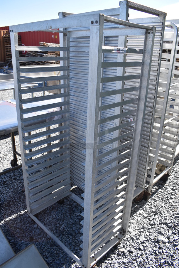 Metal Commercial Pan Transport Rack on Commercial Casters. 30.5x18.5x63.5 - Image 2 of 4