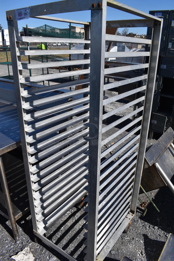 Metal Commercial Pan Transport Rack on Commercial Casters. 20.5x26.5x65 - Image 2 of 4