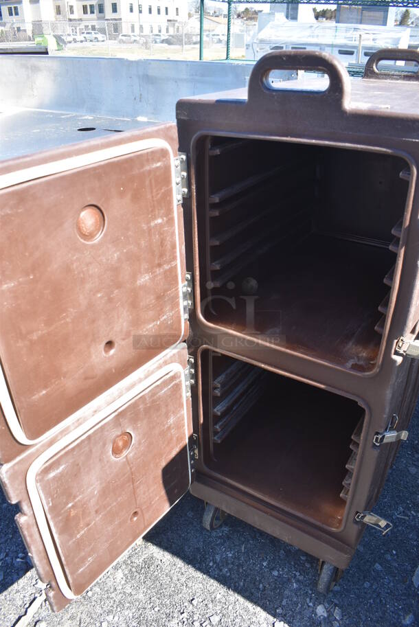 Cambro Brown Poly 2 Compartment Food Holder on Commercial Casters. 16.5x24.5x45.5 - Image 4 of 7