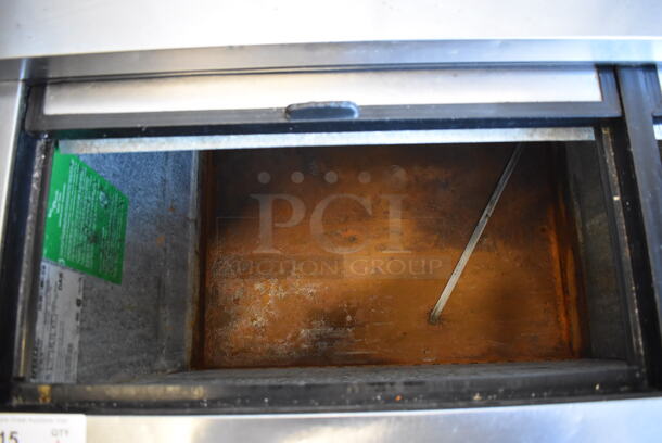 True TD-50-18 Stainless Steel Commercial Bottled Back Bar Cooler w/ 2 Sliding Lids. 115 Volts, 1 Phase. 50x27x34. Tested and Working! - Image 6 of 8