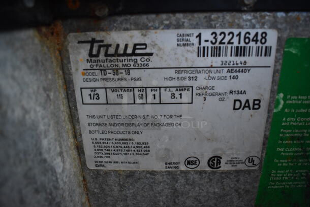 True TD-50-18 Stainless Steel Commercial Bottled Back Bar Cooler w/ 2 Sliding Lids. 115 Volts, 1 Phase. 50x27x34. Tested and Working! - Image 7 of 8