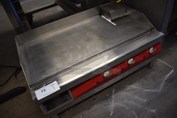 LIKE NEW! Avantco EG30N Stainless Steel Commercial Countertop 30" Electric Powered Flat Top Griddle. 208/240 Volts. 30x20x14. Tested and Working! - Image 4 of 9