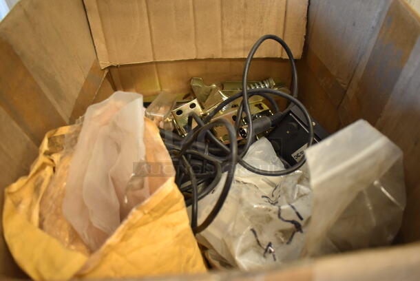 ALL ONE MONEY! Lot of Various Items Including Metal Pieces - Image 3 of 5