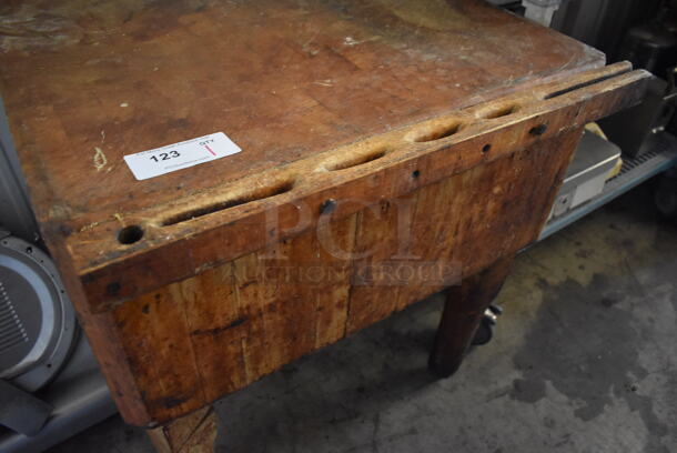 Butcher Block Cutting Board Butcher Table. 30x32x33 - Image 4 of 4