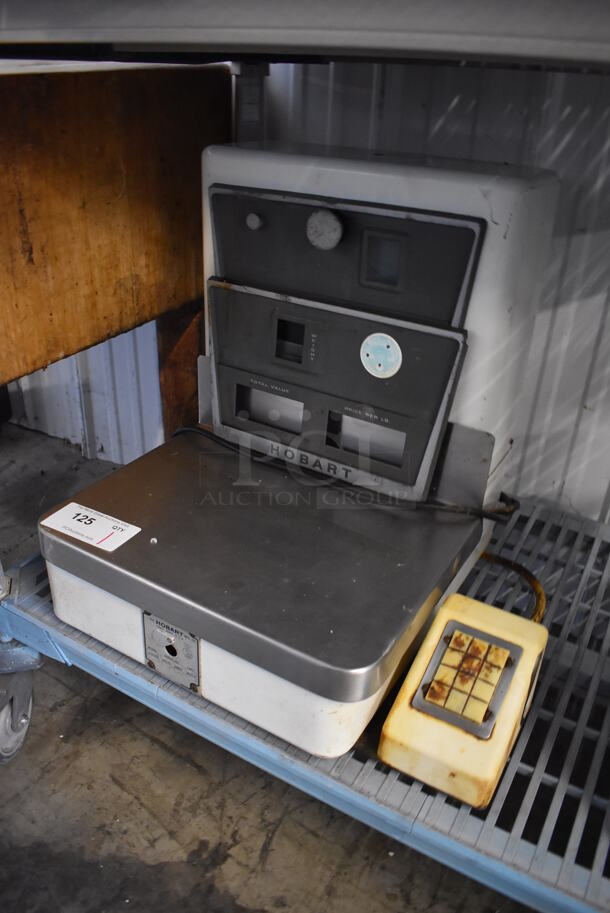 Hobart 1000 Metal Countertop Scale. 115 Volts, 1 Phase. 22x20x20. Cannot Test - Unit Needs New Plug - Image 3 of 5