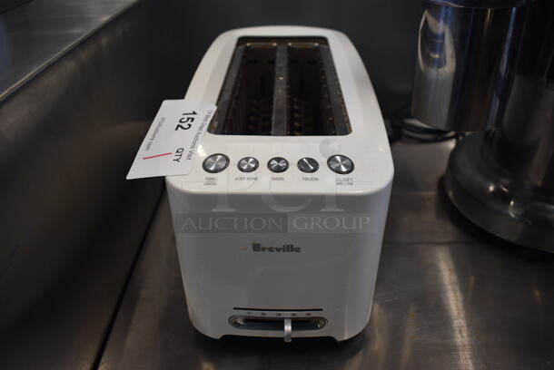 Breville BTA630XL/A Metal Countertop 2 Slot Toaster. 120 Volts, 1 Phase. 7x15x8