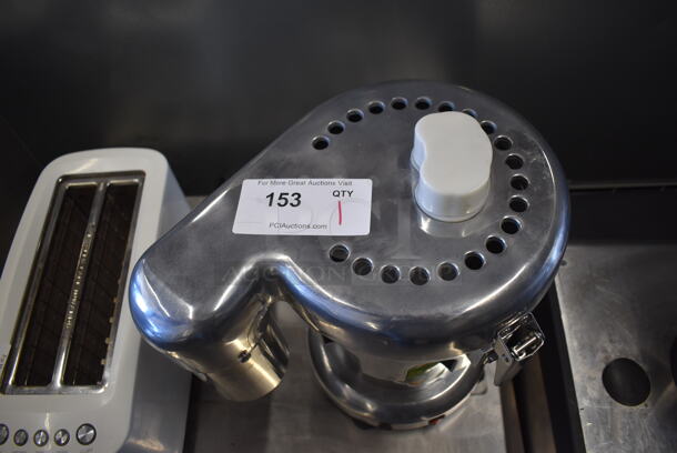 Stainless Steel Commercial Countertop Juicer. 115 Volts, 1 Phase. 14x10x17. Tested and Working! - Image 4 of 6