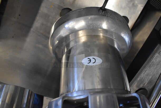 Stainless Steel Commercial Countertop Juicer. 115 Volts, 1 Phase. 14x10x17. Tested and Working! - Image 5 of 6
