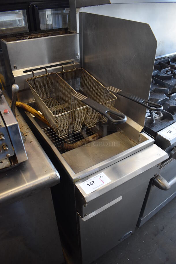 Dynamic Cooking Systems DCS Stainless Steel Commercial Floor Style Natural Gas Powered Deep Fat Fryer w/ 2 Metal Fry Baskets and Right Side Splash Guard on Commercial Casters. 15.5x33x52 - Image 2 of 6