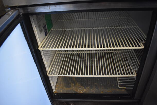 True TPP-93 Stainless Steel Commercial Pizza Prep Table on Commercial Casters. 115 Volts, 1 Phase. 93x32x42. Tested and Working! - Image 6 of 10