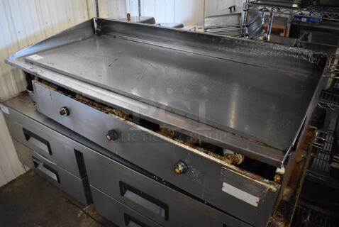 Keating MiraClean Stainless Steel Commercial Natural Gas Powered Chrome Top Flat Top Griddle. 95,000 BTU. 60x30x20