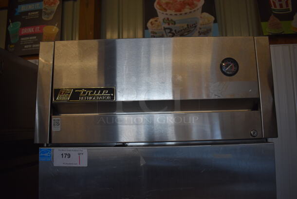 2015 True TG1R-1S ENERGY STAR Stainless Steel Commercial Single Door Reach In Cooler w/ Poly Coated Racks on Commercial Casters. 115 Volts, 1 Phase. 29x35x83. Tested and Working! - Image 4 of 6