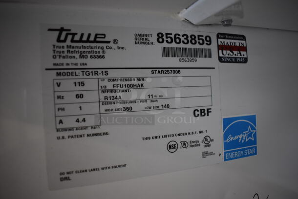 2015 True TG1R-1S ENERGY STAR Stainless Steel Commercial Single Door Reach In Cooler w/ Poly Coated Racks on Commercial Casters. 115 Volts, 1 Phase. 29x35x83. Tested and Working! - Image 6 of 6