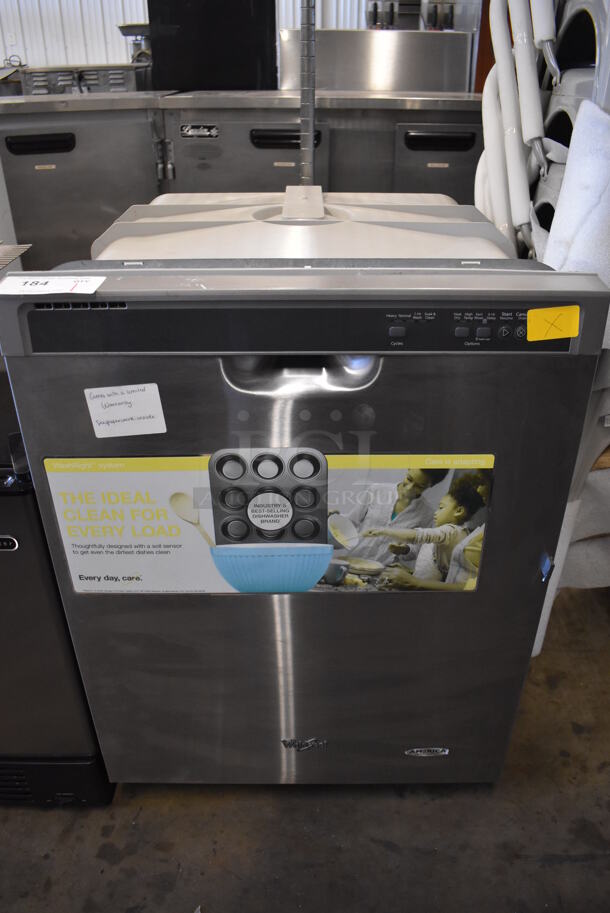 BRAND NEW SCRATCH AND DENT! Whirlpool WDF520PADM0 Stainless Steel Undercounter Dishwasher. 24x25x34. Tested and Working! - Image 2 of 7