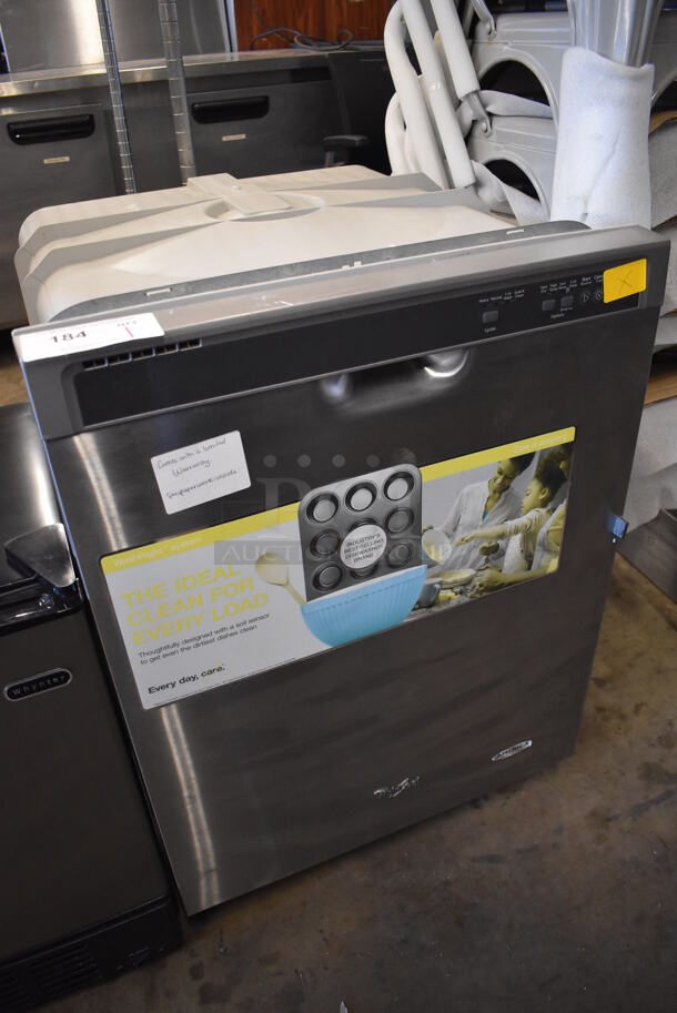 BRAND NEW SCRATCH AND DENT! Whirlpool WDF520PADM0 Stainless Steel Undercounter Dishwasher. 24x25x34. Tested and Working! - Image 4 of 7