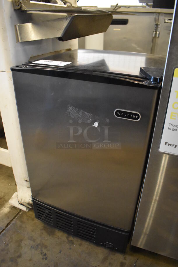BRAND NEW SCRATCH AND DENT! 2020 Whynter UIM-155a Stainless Steel Commercial Self Contained Ice Machine. 115 Volts, 1 Phase. 15x18x25. Tested and Working! - Image 3 of 5