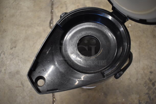 Stainless Steel Air Pot. 6x8x13 - Image 3 of 3