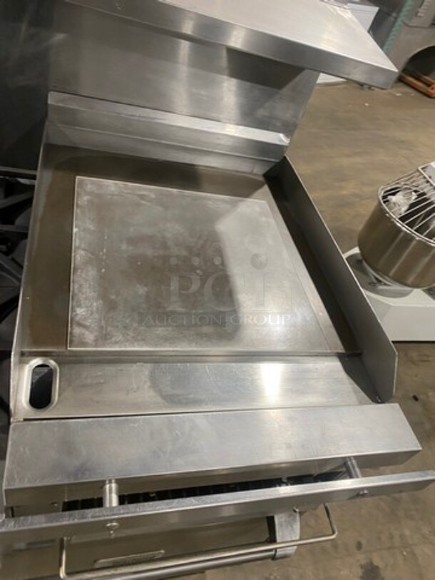 BEAUTIFUL! Garland Commercial Natural Gas Powered 6 Burner Stove With Right Side Flat Griddle! Griddle Has Side Splashes! With Raised Back Splash And Salamander Shelf! With 2 Oven Underneath! ONE OVEN WITH CONVECTION! Metal Oven Racks! All Stainless Steel! On Legs! - Image 7 of 12