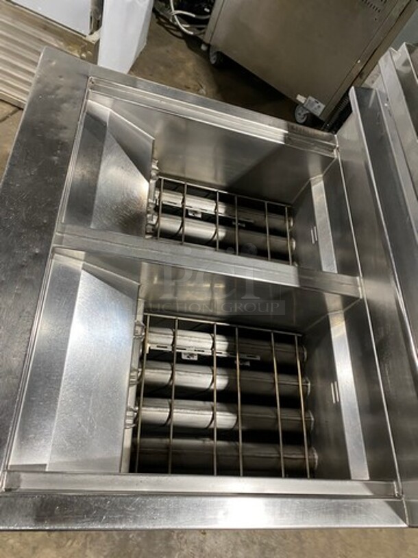 Henny Penny Commercial Natural Gas Powered 2 Bay Fryer! All Stainless Steel On Casters! Model: EEG142FFXX SN: BW1304009 - Image 5 of 12