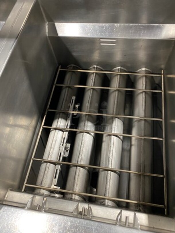 Henny Penny Commercial Natural Gas Powered 2 Bay Fryer! All Stainless Steel On Casters! Model: EEG142FFXX SN: BW1304009 - Image 6 of 12