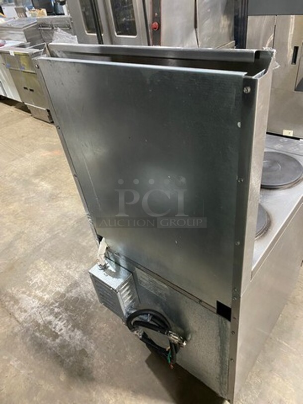 WOW! Imperial Commercial Electric Powered 4 Burner Range! With Raised Backsplash! With Oven Underneath! All Stainless Steel! On Legs! - Image 4 of 9