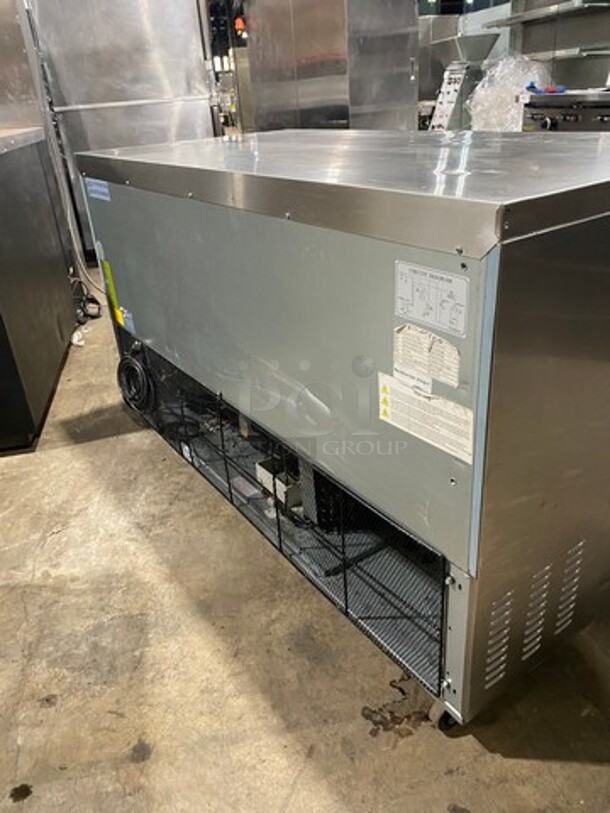 Entree Commercial 2 Door Lowboy/Worktop Cooler! All Stainless Steel! On Casters! Model: UR61 SN: 1904ENTB03720 115V 60HZ 1 Phase - Image 4 of 8