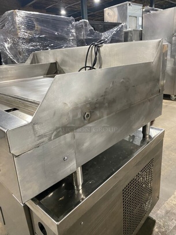 Woodstone Commercial Countertop Flat Griddle! With Split Top! With Back & Side Splashes! All Stainless Steel! On Legs! - Image 2 of 8
