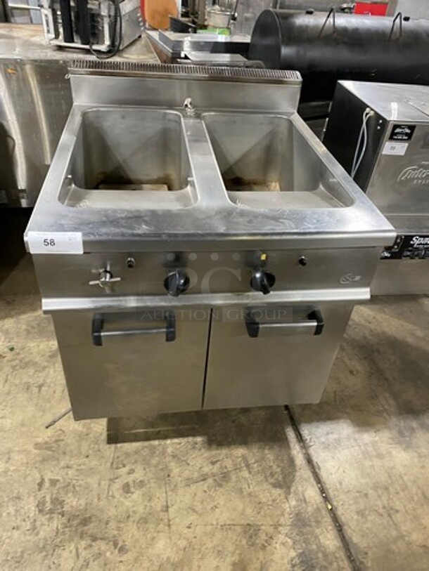 2012 Axis Commercial Natural Gas Powered 2 Bay Pasta Cooker! All Stainless Steel! On Casters! Model: AXDPG SN: GMF059