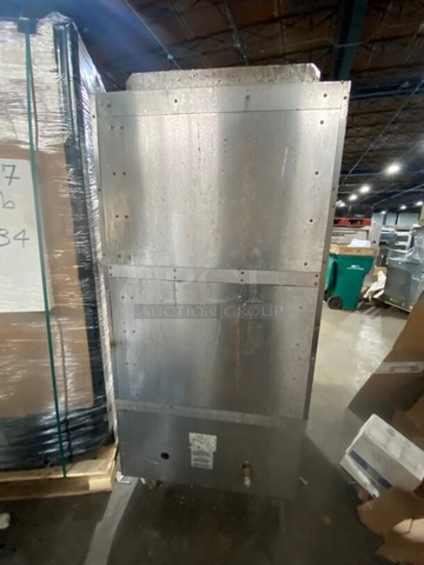 Southbend Commercial Natural Gas Powered Upright Double Oven Char Broiler Grill! All Stainless Steel! On Casters!  - Image 4 of 11
