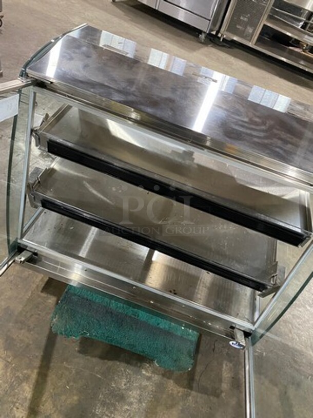 Vendo Commercial Countertop Food Warming Display Case! Glass All Around Showcase Style! All Stainless Steel! Model: HFDC00005 SN: 000122970 115V 60HZ 1 Phase - Image 7 of 10